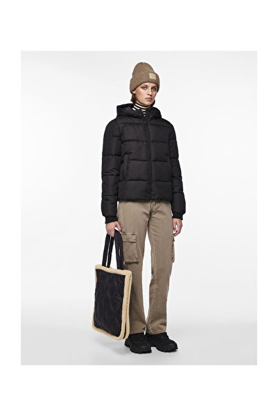 PIECES Geacă de iarnă pentru femei 17115626 Negru