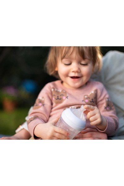 Philips Avent Set PHILIPS AVENT Tetine Natural Response SCY960/03, 3 debite diferite: 1M+, 3M+, 6M+, 3 bucăți