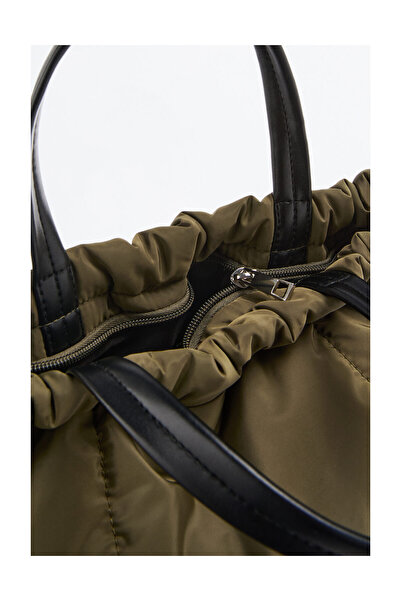 LEFTIES Prošívaná nylonová crossbody taška s dvojitými uchy