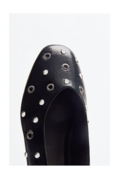 LEFTIES Baleríny s cvočky