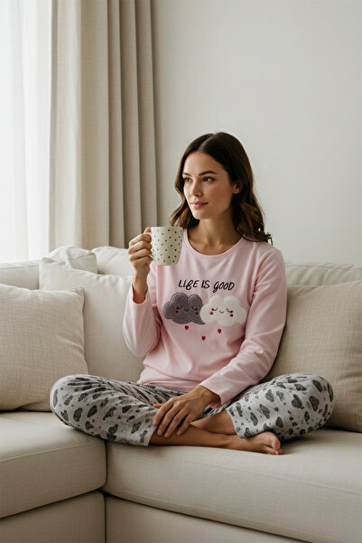 طقم بيجامة قطن مطرز بالسمك السلمون - THMAW21PT0646