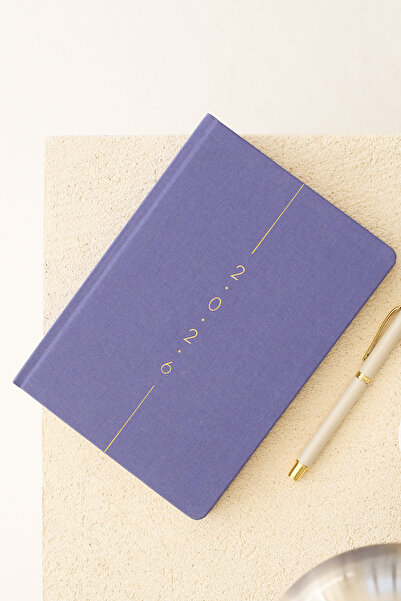 Matt Notebook 2026 A5 Ленена седмична планировка 15x21 см - 12 месеца Лилаво