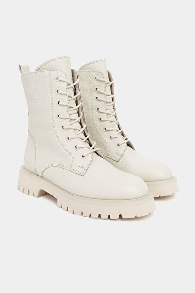NİŞANTAŞI SHOES Tempest Ekru Hakiki Deri Topuklu Bağcıklı Kadın Postal