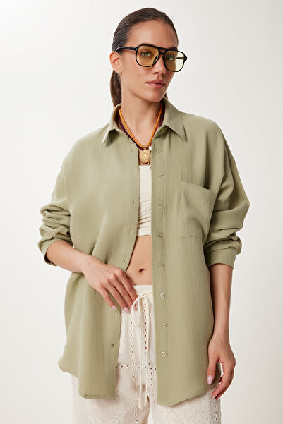 Happiness İstanbul Women's Light Khaki Oversize Basic Muslin Shirt Mx00150