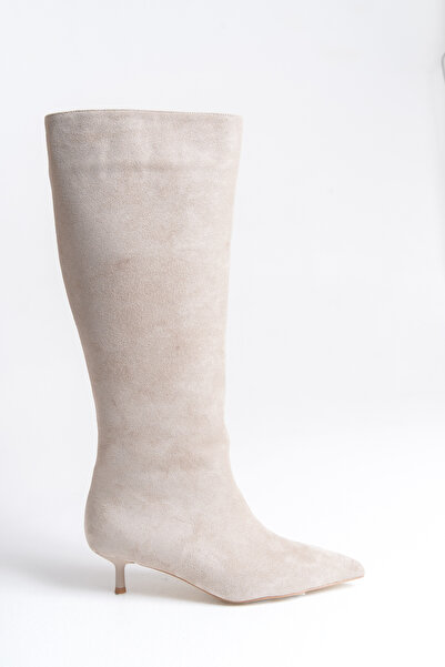 TRENDYOL SHOES Bézs prémium velúr női vékony cipőkitten sarkú csizma TAKAW26CZ00021