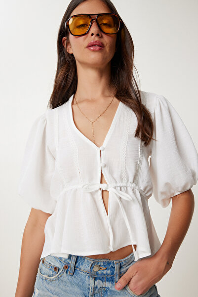 Happiness İstanbul Γυναικεία καλοκαιρινή υφαντική μπλούζα με δαντέλα εκρού LHF0028