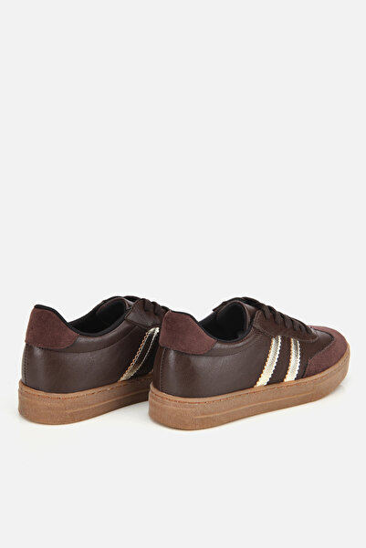 Yaya by Hotiç Kadın Kahverengi Altın Detaylı Rahat Spor Ayakkabı