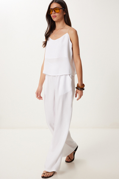 Happiness İstanbul Women's White Strap Modal Blouse Pants Set Lrv0108