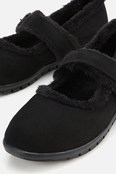 Yaya by Hotiç Women's Black Fur Belted Mary Jane Ballerinas