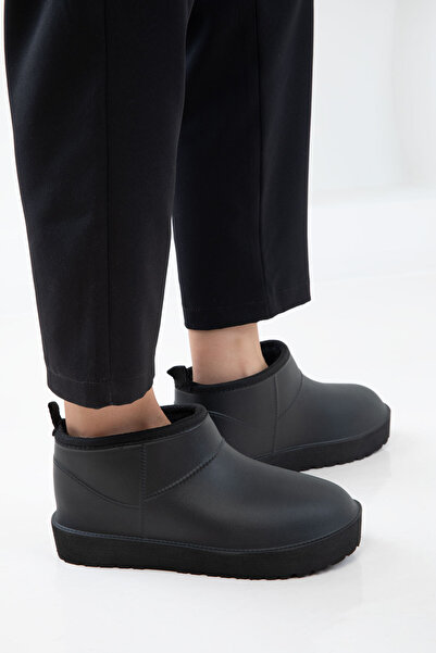 SOHO Μαύρα γυναικεία μποτάκια & μποτάκια 21011