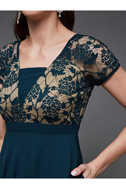 Miss Chase By Styli Green Lace Insert A-Line Maxi Dress