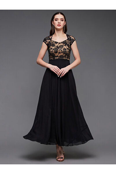Miss Chase By Styli Black Maxi Dress with Lace Detail