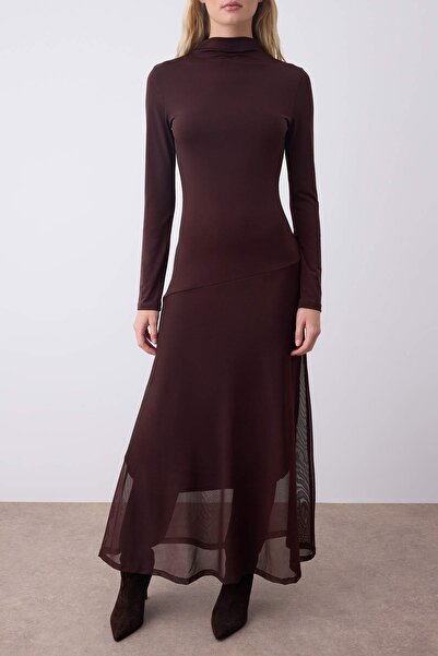 Trendyol Collection Кафява рокля с А-силует/камбановидна форма, с тюл и детайли, дълги ръкави, от еластичен трикотаж TWOAW26EL00140