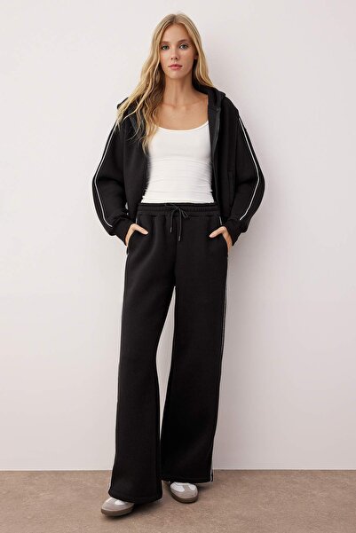 Trendyol Collection Μαύρο χοντρό ριχτό φερμουάρ με κουκούλα Oversize/φαρδιά πλεκτή φόρμα TWOAW26EM00000