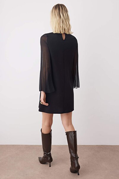 Trendyol Collection Black Shift Woven Chiffon Detailed Mini Stretchy Knitted Dress Twoaw26El00161