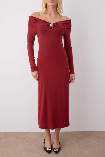 Trendyol Collection Tile Accessory Detail Open Shoulder Bodycon Maxi Stretchy Knitted Dress Twoaw26El00166