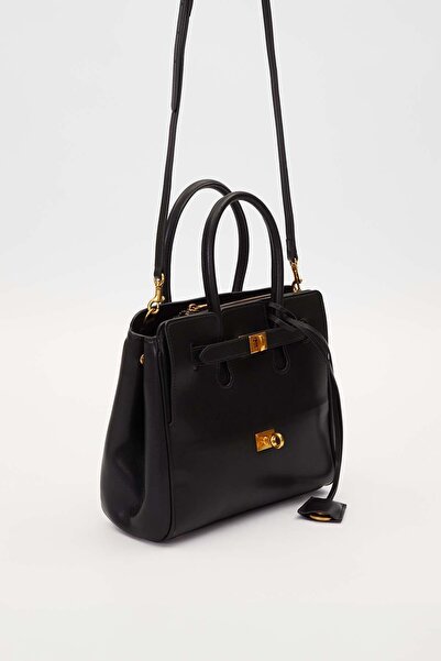 Levidor Чорна сумка середнього розміру з аксесуарами