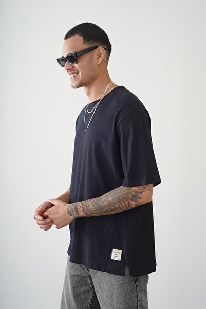 Balenbi Μαύρο Unisex Oversize T-Shirt - Πισ Κολάρα, Κεντημένη Φούστα