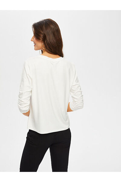 Faik Sönmez Floral Lace Appliqued Round Neck T-Shirt on Front S25Tsh087