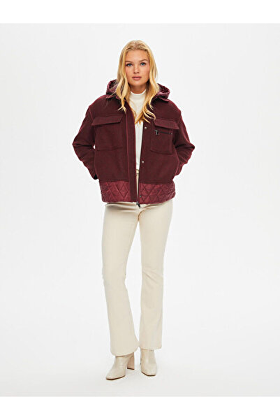 Faik Sönmez Kapitone Kapüşon Garnili Astarsız Kısa Kaban 69424