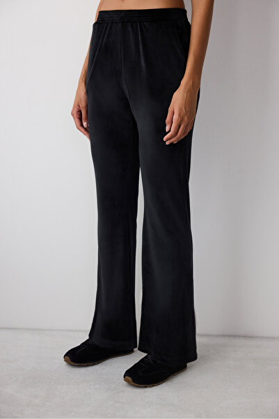 Penti Schwarze, gerade Hose aus Samt mit hoher Taille