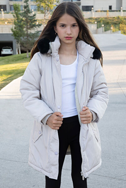 Cansın Mini Bej Çıtçıtlı Cepli Esnek Bel İçi Kürklü Kız Çocuk Kapüşonlu Mont 21302