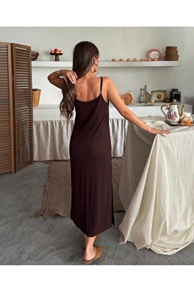 MODA Γυναικείο Μαύρο Φόρεμα Helen με λουράκι ασανσέρ με διπλό σκίσιμο