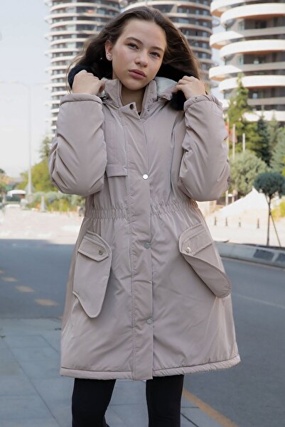 Cansın Mini Kahverengi Cep Detaylı İçi Kürklü Çıkarılabilir Kapüşonlu Kız Çocuk Şişme Mont 21340