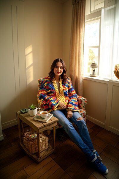 Zuviel Deco Handmade Handmade Colorful Puffy Chunky Cardigan