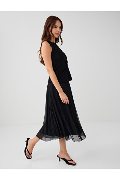 Jimmy Key Black High Waist Pleated Relaxed Fit Midi Skirt