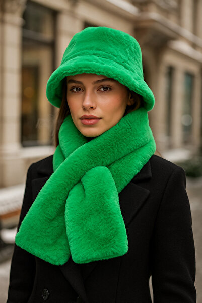 Luminos Butik Green Plush Hat and Scarf Set - Soft and Warm Winter Accessories Set01