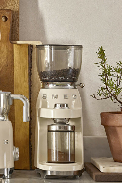 SMEG 50's Style Krem Kahve Öğütücü