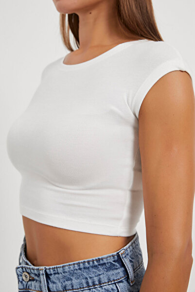 Arma Life Women's Crew Neck Short Sleeve Tight White Crop Body