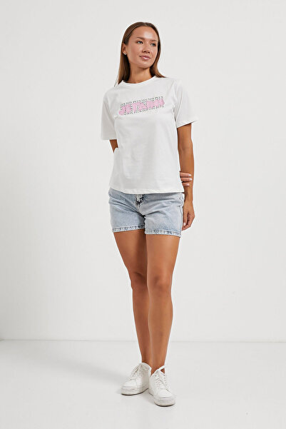 Arma Life Women's Text Printed Crew Neck White Loose T-Shirt