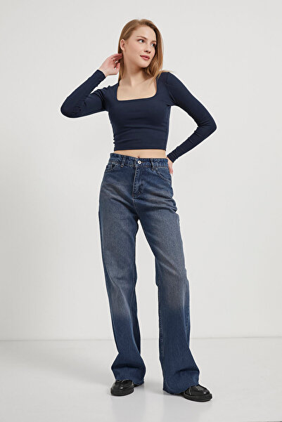 Arma Life Жіночий базовий кроп-топ з довгими рукавами та квадратним вирізом