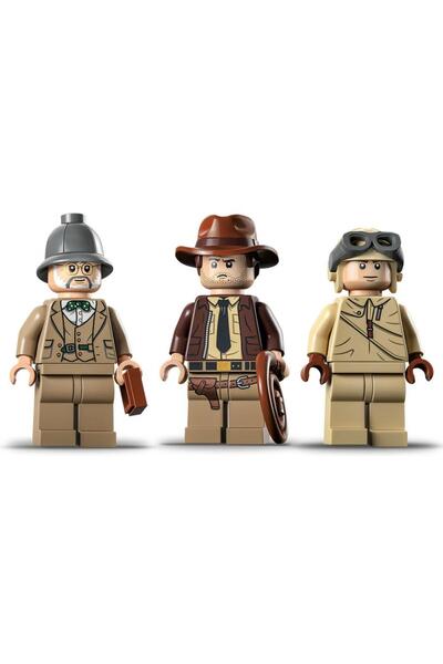 LEGO إنديانا جونز تتبع الطائرات المقاتلة