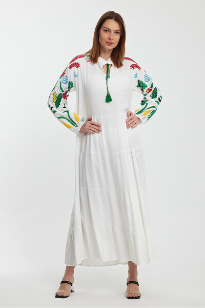 bacc Λευκό κεντημένο μακρύ υφαντό γυναικείο φόρεμα - δεμένο γιακά Bcvl- 241027