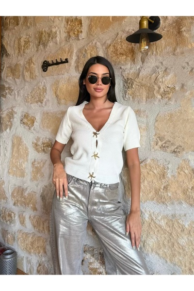 LE CARAMBOLE Women's White Star Buttoned Short Sleeve Knit Cardigan