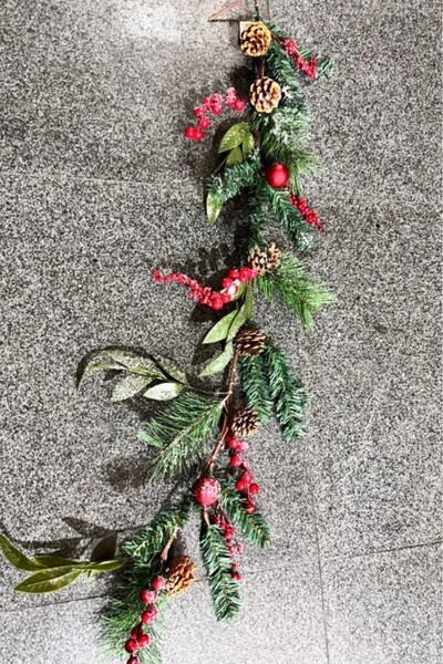 BeySüS Χριστουγεννιάτικο στολίδι από ξύλο πεύκου Κώνος από κλαδί πεύκου με κοκάνια 120 cm