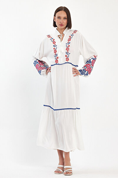 bacc Maxi Size White Embroidery Embroidered Woven Viscon Dress Bcvl-25967
