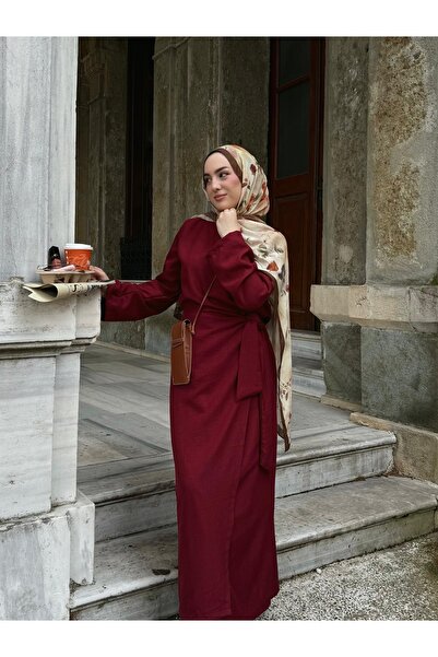 Marselline Burgundy Linen Suit