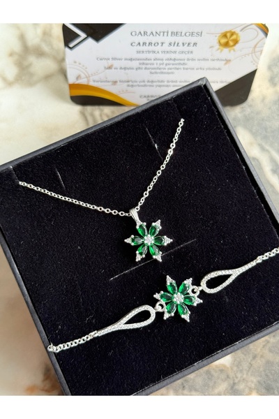 carrot silver 925 Ayar Gümüş Zümrüt Yeşil Kamelya Çiçeği Kolye ve Bileklik Set