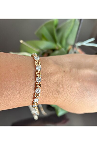 Butik سوار نسائي من اليشم بتفاصيل حجرية دائرية، لون وردي، أنيق ولامع