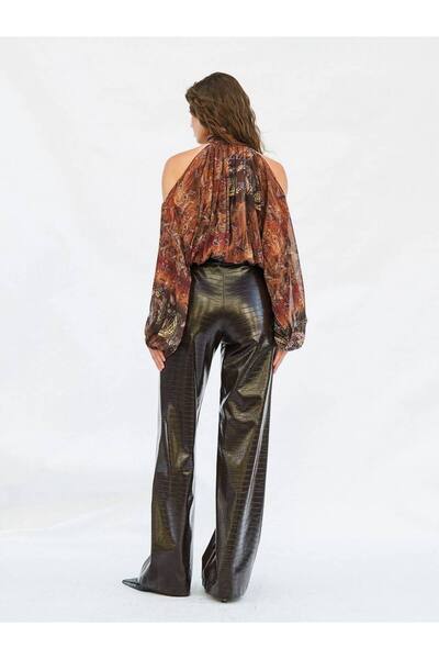 BETÜLAKSU Patterned Chifon Off Shoulder Bluz