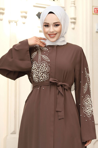 Tesettür Dünyası Бродиран хиджаб Ferace с шарки на маргаритки TSD240314