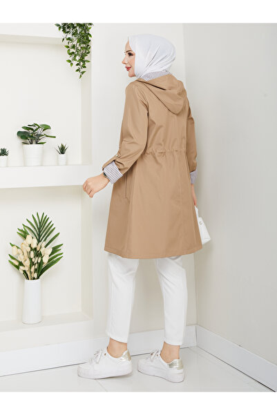 RACE FASHİON Αδιάβροχο παλτό με κουκούλα με ελαστική μέση από ύφασμα Bondit με σχέδιο ρίγες RC905010