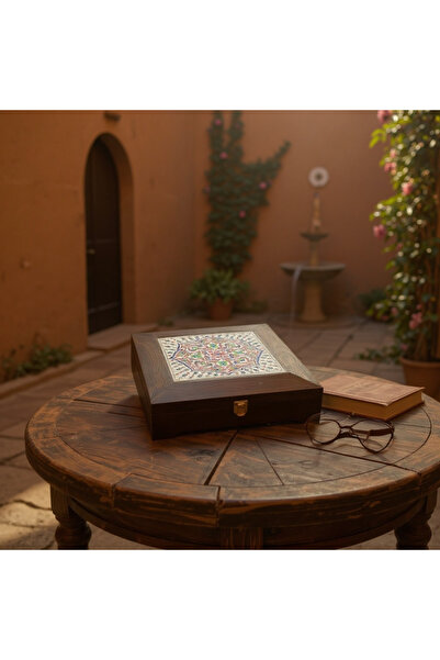 ÅLÅ OTANTİK HEDİYELİK صندوق هدايا خشبي مزخرف بالقرميد