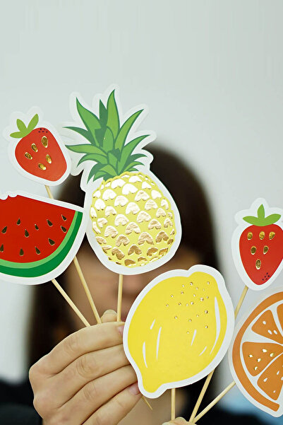 Le Mabelle Multicolored Fruit 6-Piece Cake Decoration