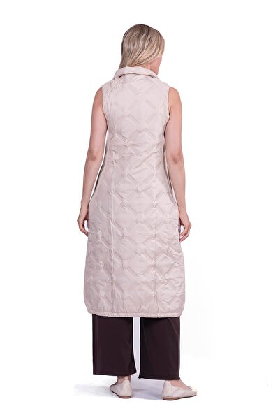 Invee Propeller Quilted Vest Cream