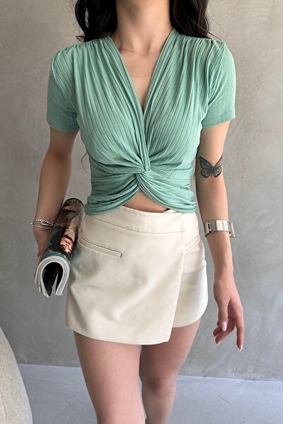 Fav Style Γυναικείο πέτο με διπλό στήθος με ντραπέ με λεπτομέρεια κοντό μανίκ...